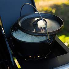 No 10 Flat Cast Iron Pot | POT0004