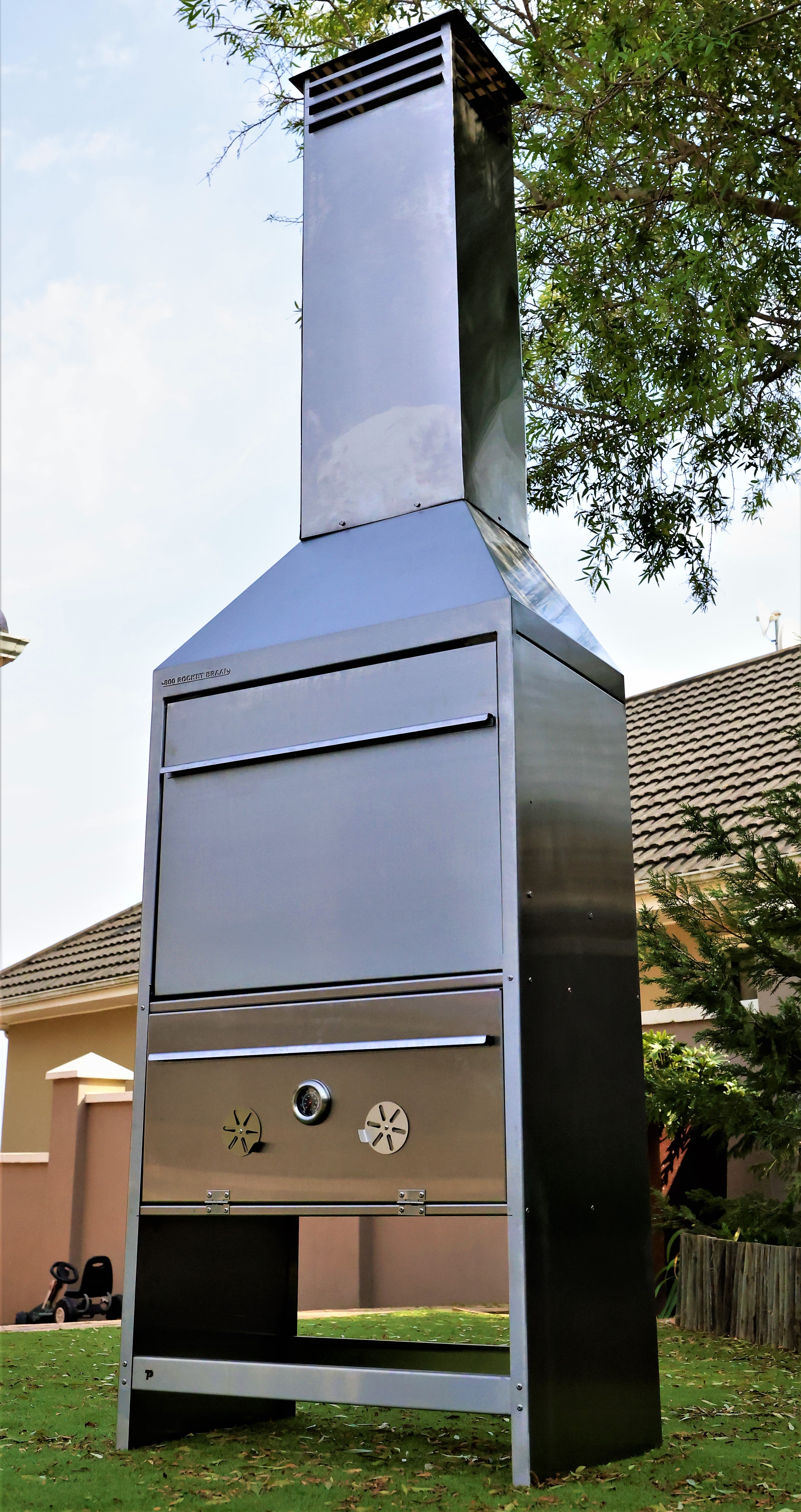 pote TP 800 Freestanding Rocket Braai Stainless Steel | TP24642-ROCKET